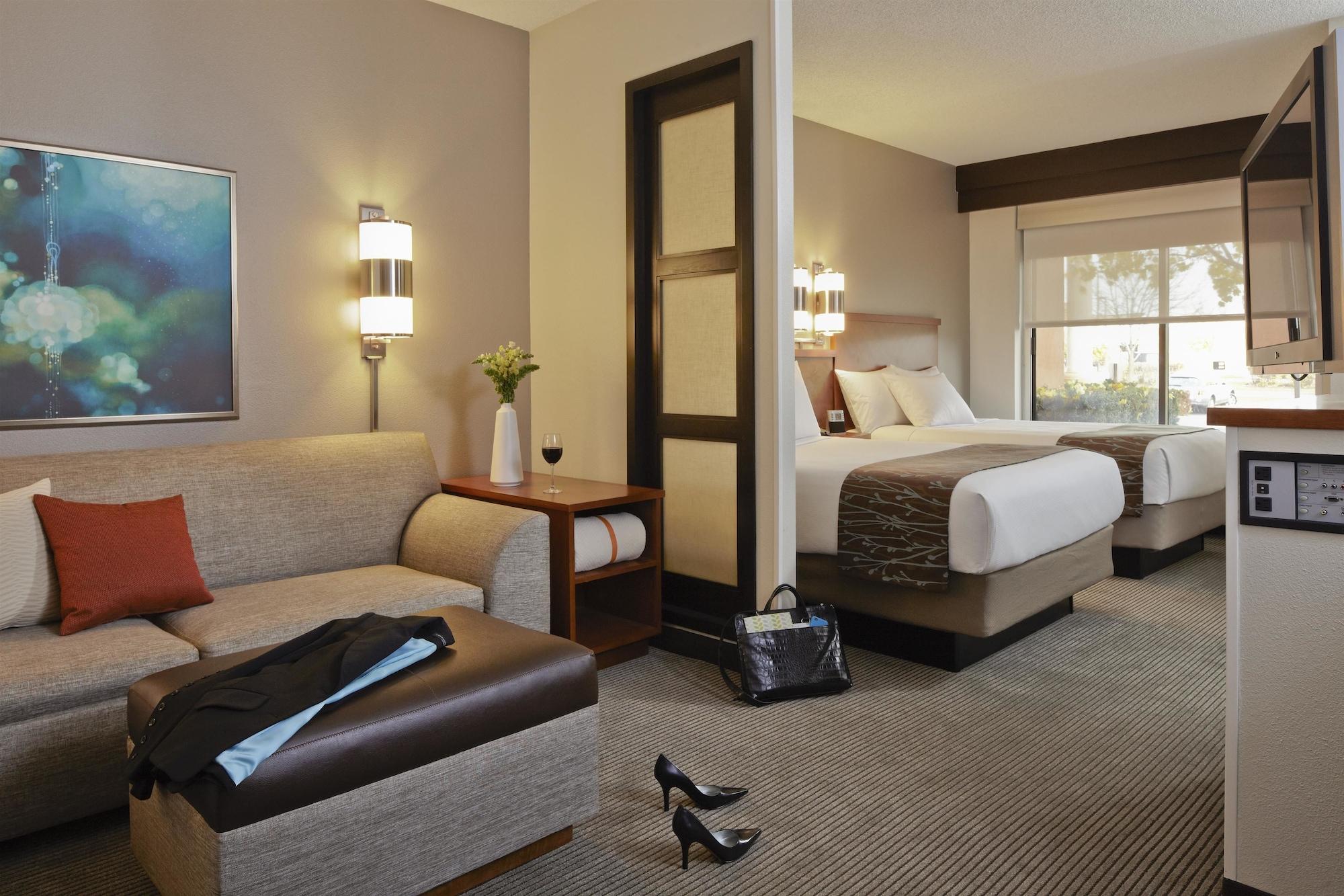 Hyatt Place Marlborough/Apex Center Buitenkant foto