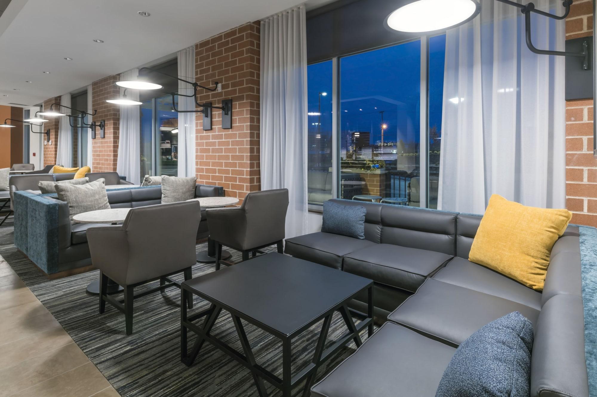 Hyatt Place Marlborough/Apex Center Buitenkant foto