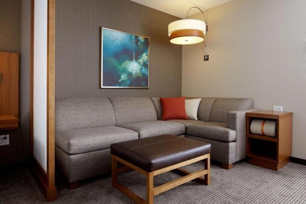 Hyatt Place Marlborough/Apex Center Buitenkant foto